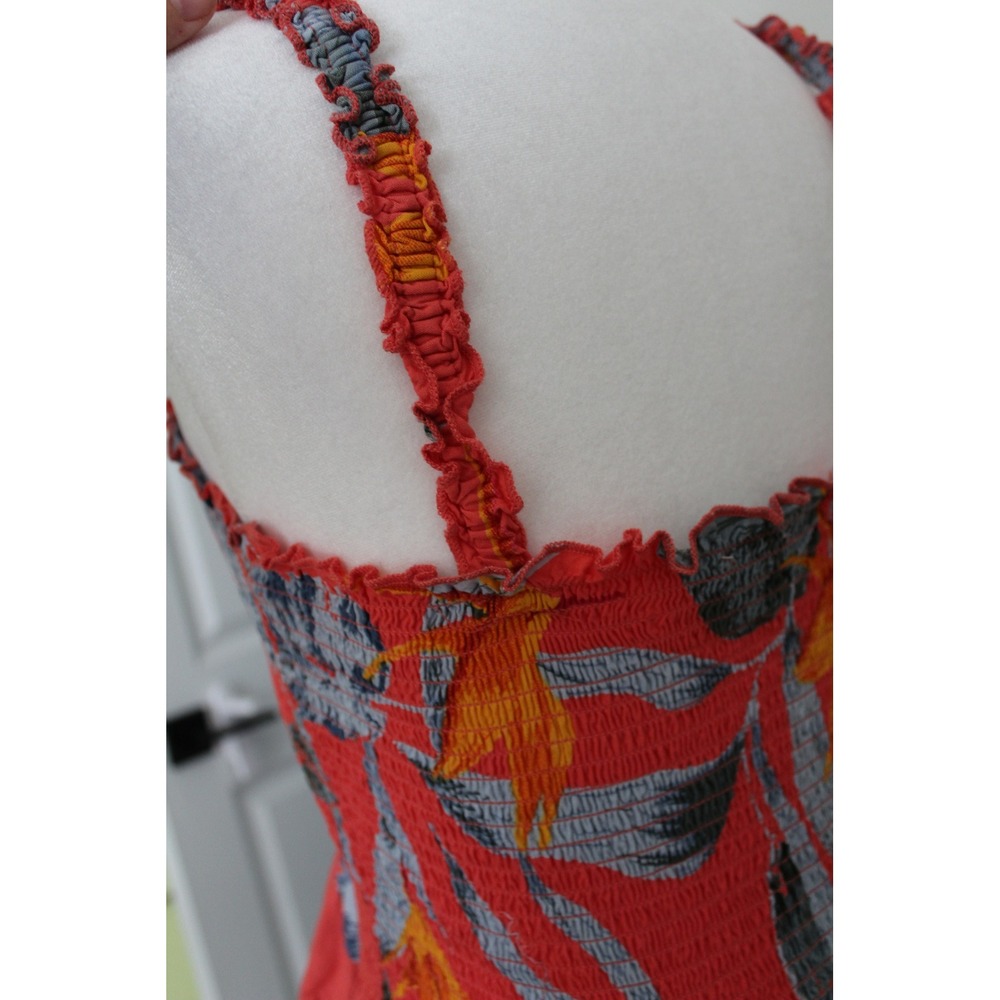 Patrons of Peace Women's Coral Tropical Floral Smocked Peplum Tank Top Medium - Picture 3 of 8